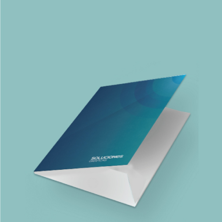 Carpeta con solapa blanca